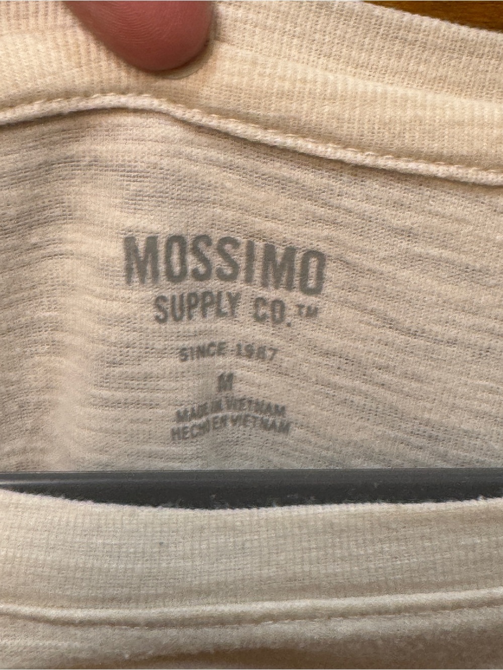 Mossimo Supply Co. Off-White Long-Sleeve Raglan Tee - Picture 2 of 4